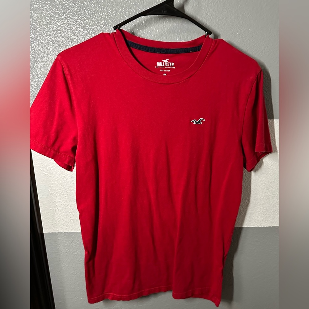 Red Hollister shirt